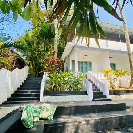 Petit Ana Beach Retreat Varkala Exterior foto